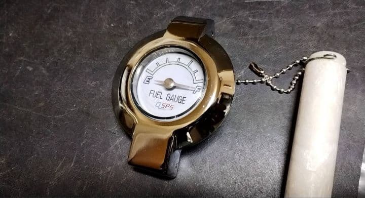 新品 CB350F CB400F CB750K ゲージ付 タンクキャップ 白