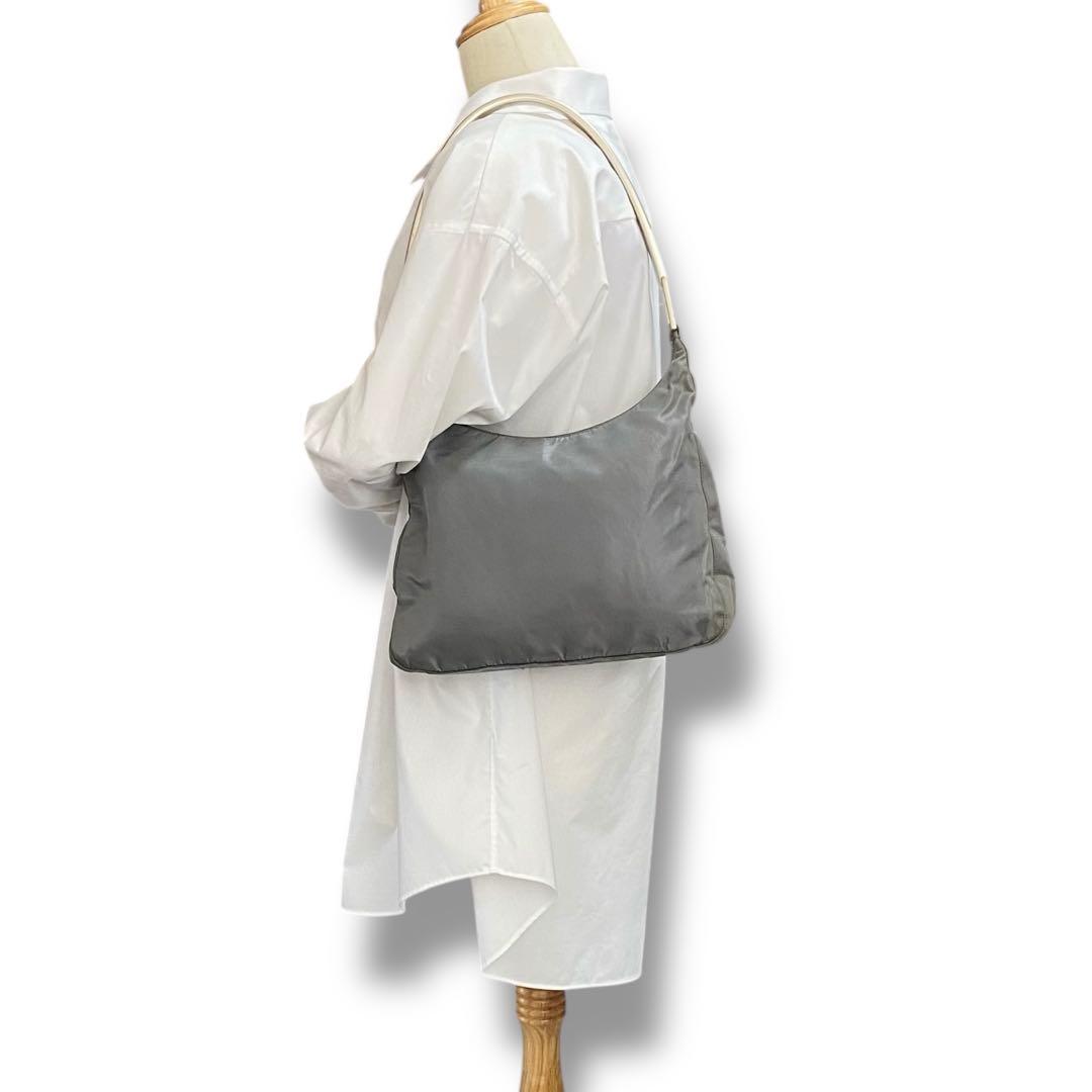バッグ Prada Archive Nylon One-Shoulder Bag