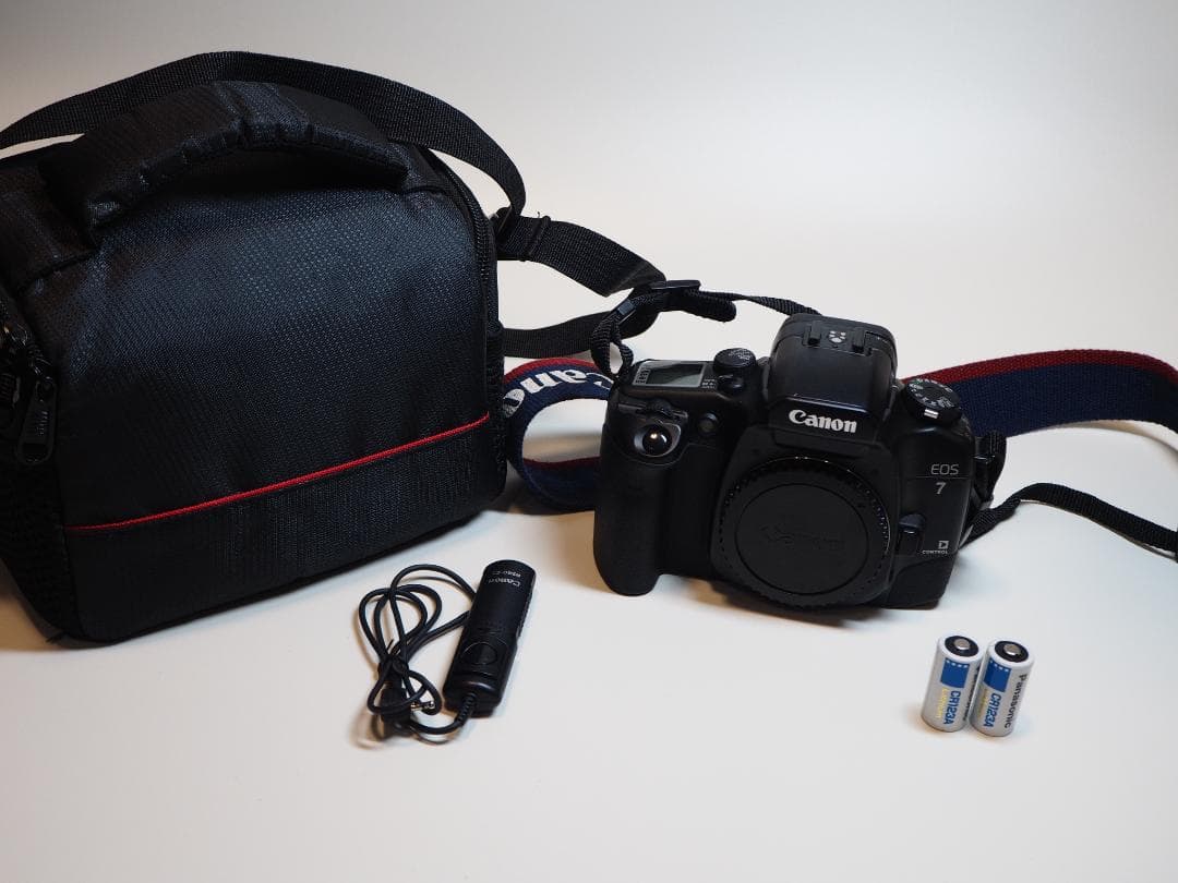 Canon EOS 7 一眼レフフィルムカメラ おまけ有り