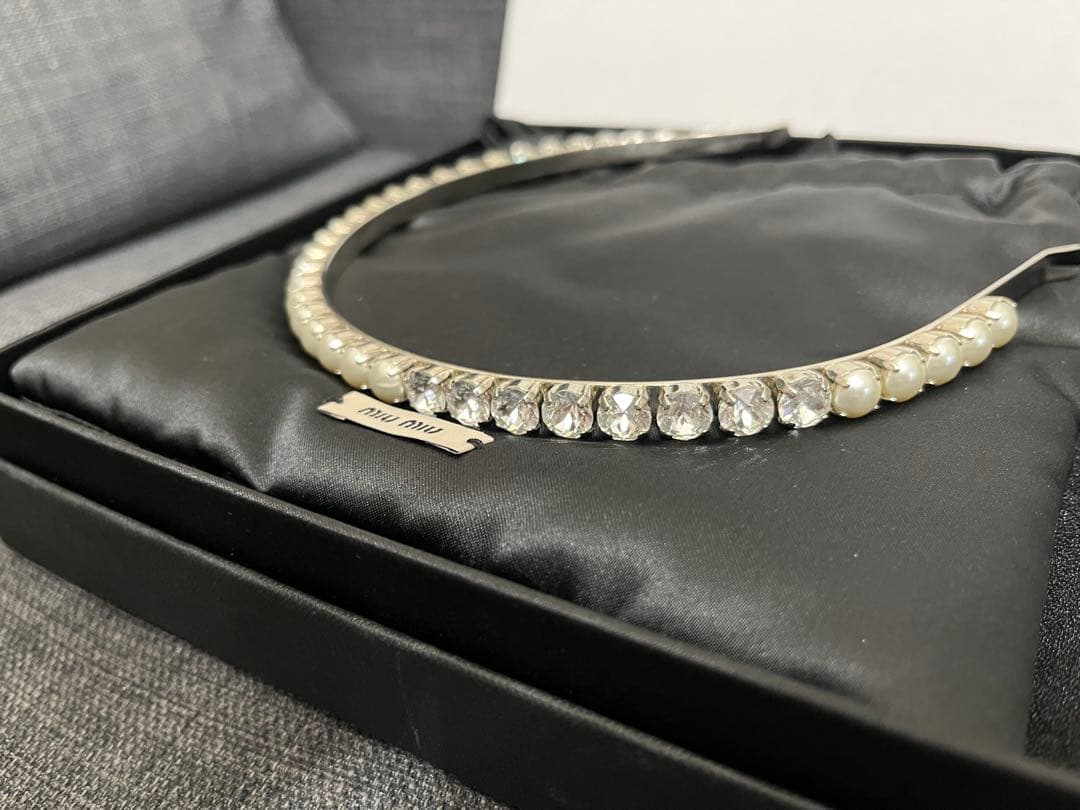 miumiu カチューシャ　クリスタル