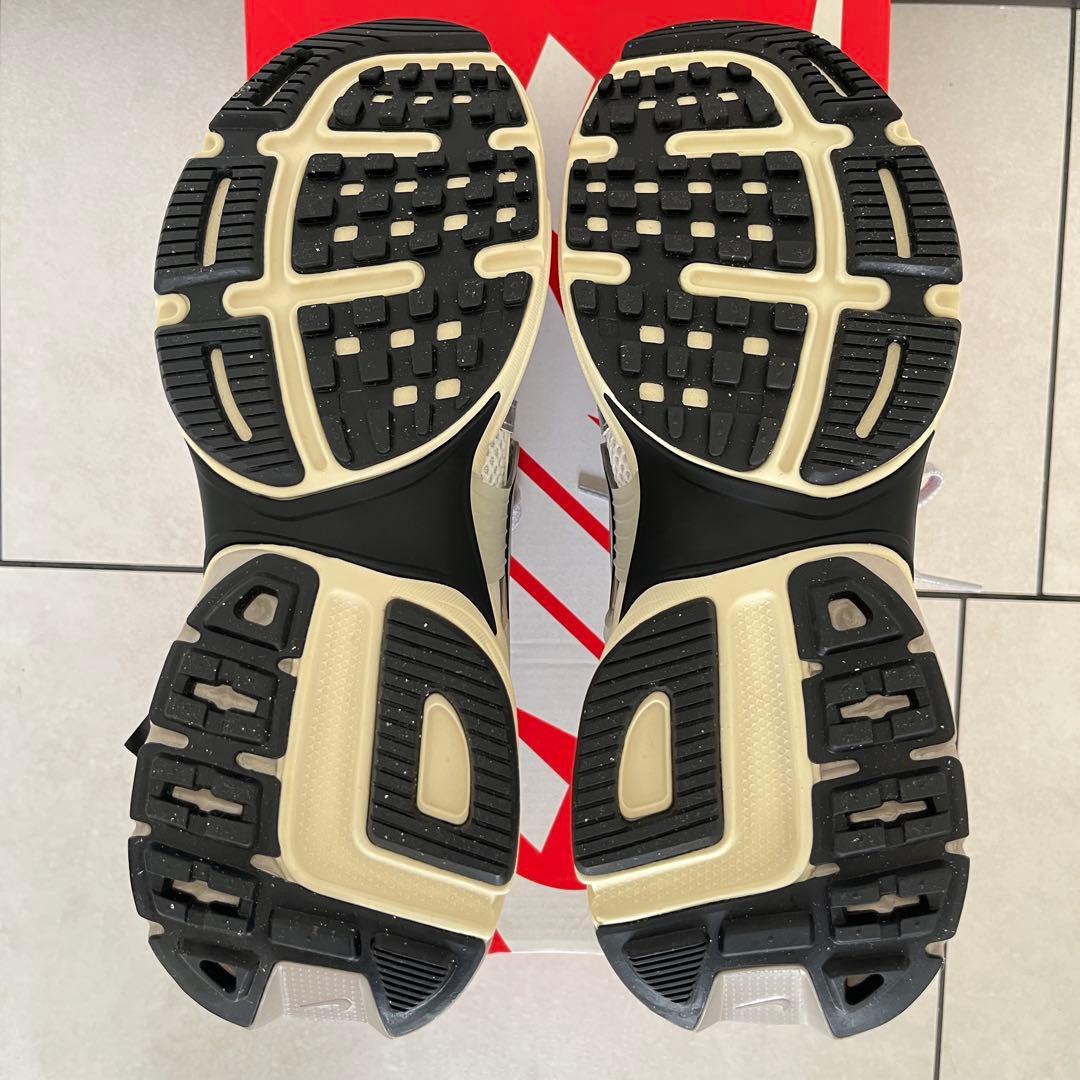 【未使用】NIKE スニーカー ウィメンズ V2K ラン