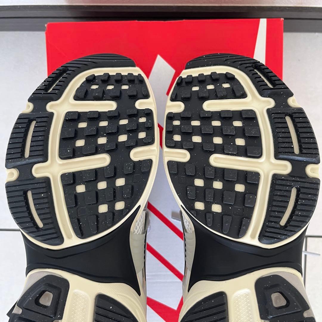 【未使用】NIKE スニーカー ウィメンズ V2K ラン