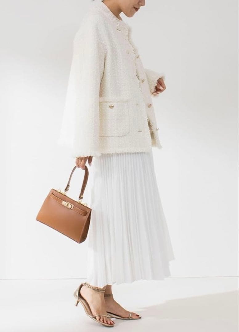 ノーリーズソフィー　ノーカラー　ツイードジャケット　使用１回　美品　38