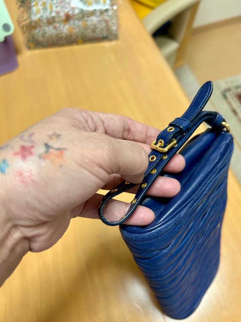 miumiuクラッチバッグ