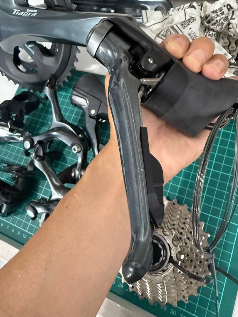 美品　SHIMANO ティアグラ R4700 リムブレーキ グループセット