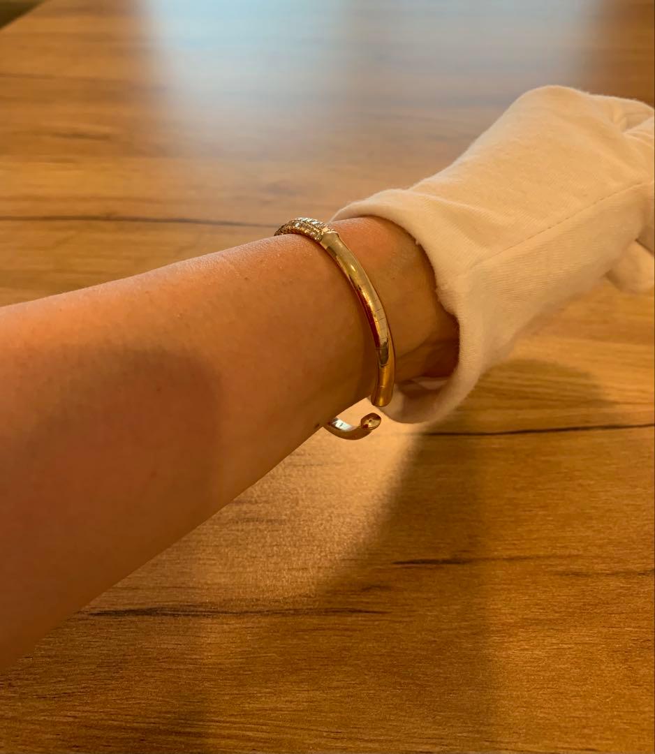 三越宝石サロン　バングル　K18 ダイヤモンド