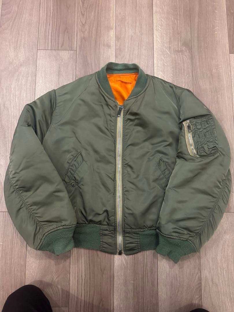 MA-1フライトジャケット オリーブグリーン　アメリカ製 軍放出品