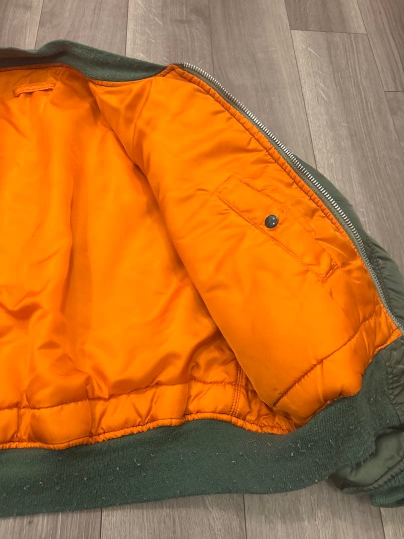 MA-1フライトジャケット オリーブグリーン　アメリカ製 軍放出品