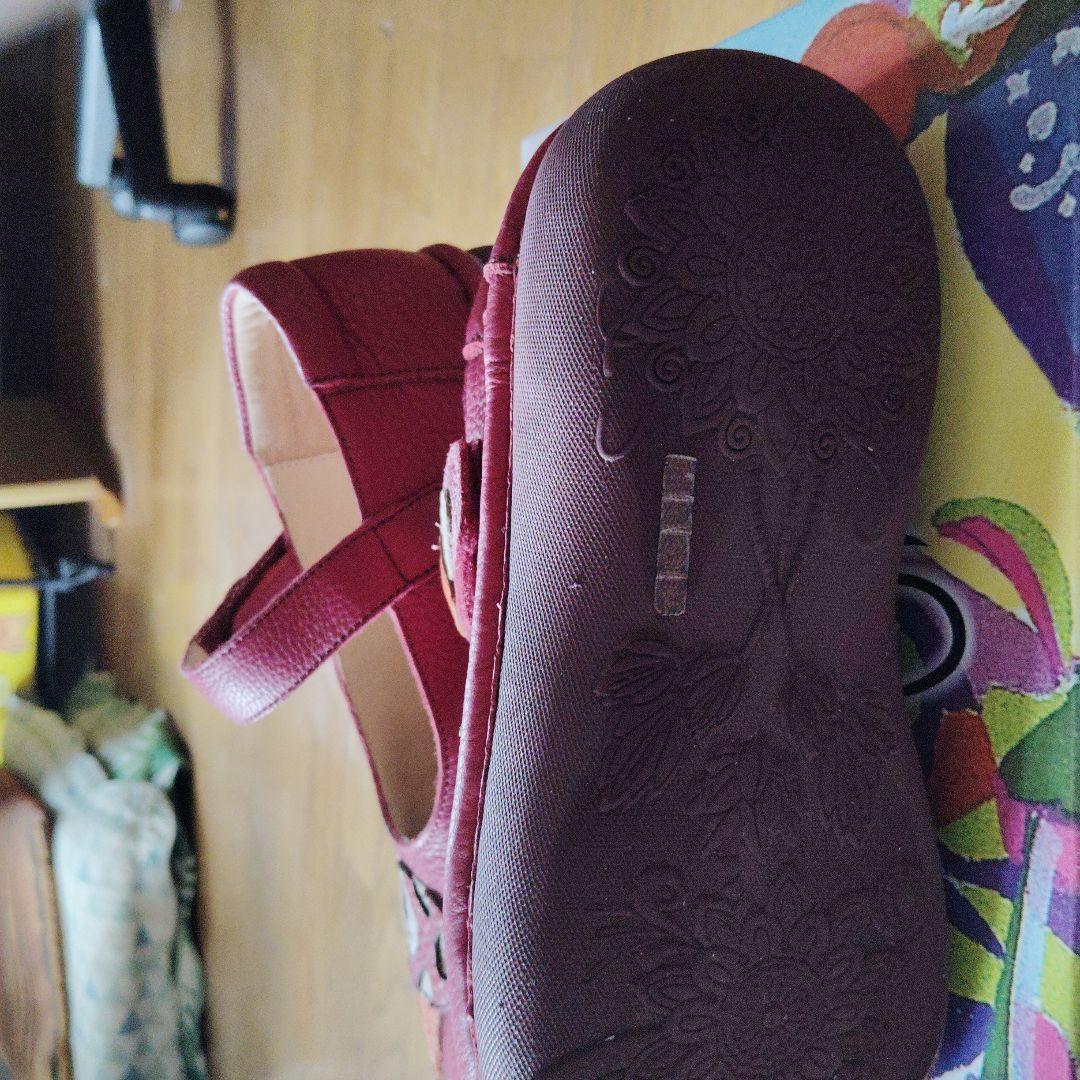 エスタシオン左右非対称赤いレザーカジュアルシューズ Mサイズ