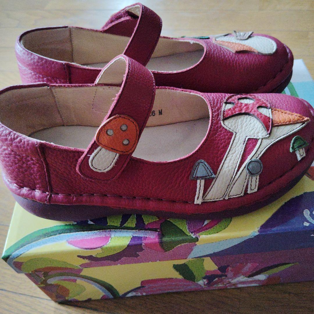 エスタシオン左右非対称赤いレザーカジュアルシューズ Mサイズ