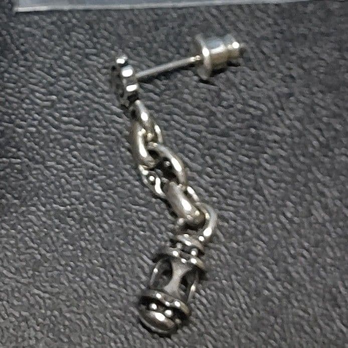 STARLINGEAR ランタンダングルスタッド ピアス ２種類ポスト有り