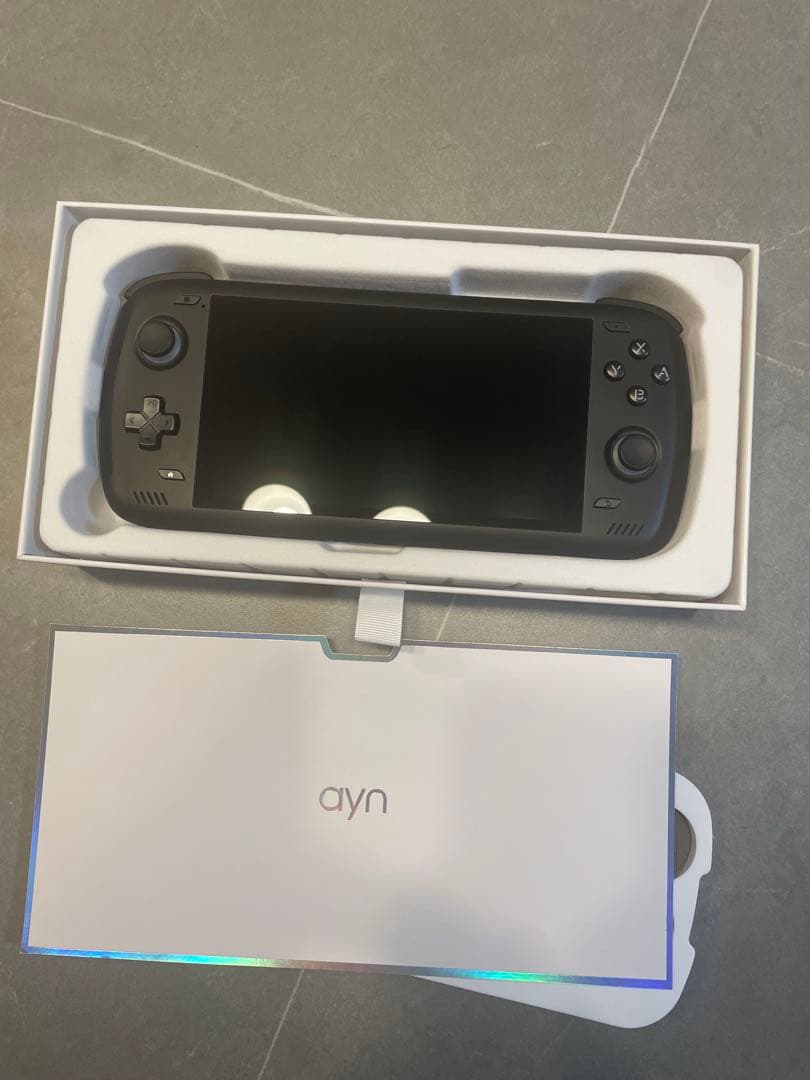 その他 AYN Odin2 NEW +case +32GB SD