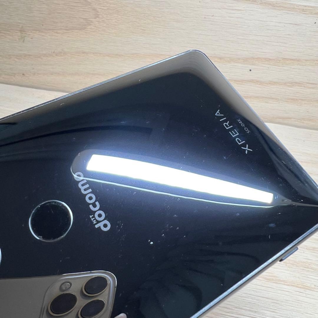 SONY Xperia XZ2 Premium本体 E126