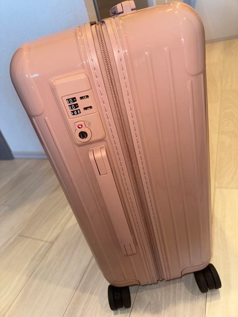rimowa ピンク キャリーケース