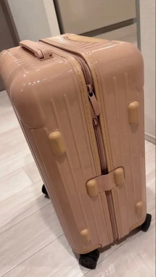 rimowa ピンク キャリーケース