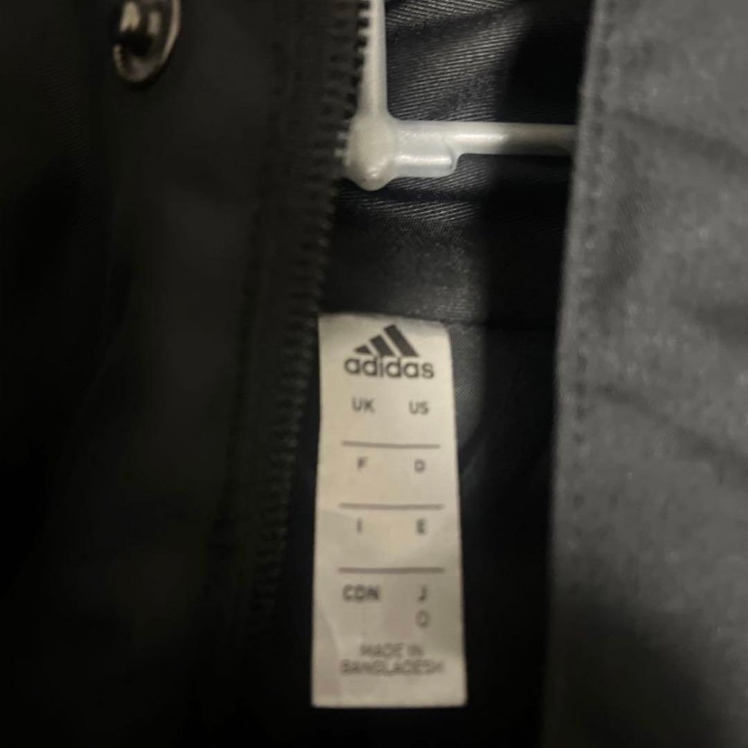 adidas/アディダス/ハーフベンチコート/上質/サイズO 暖かい　中綿