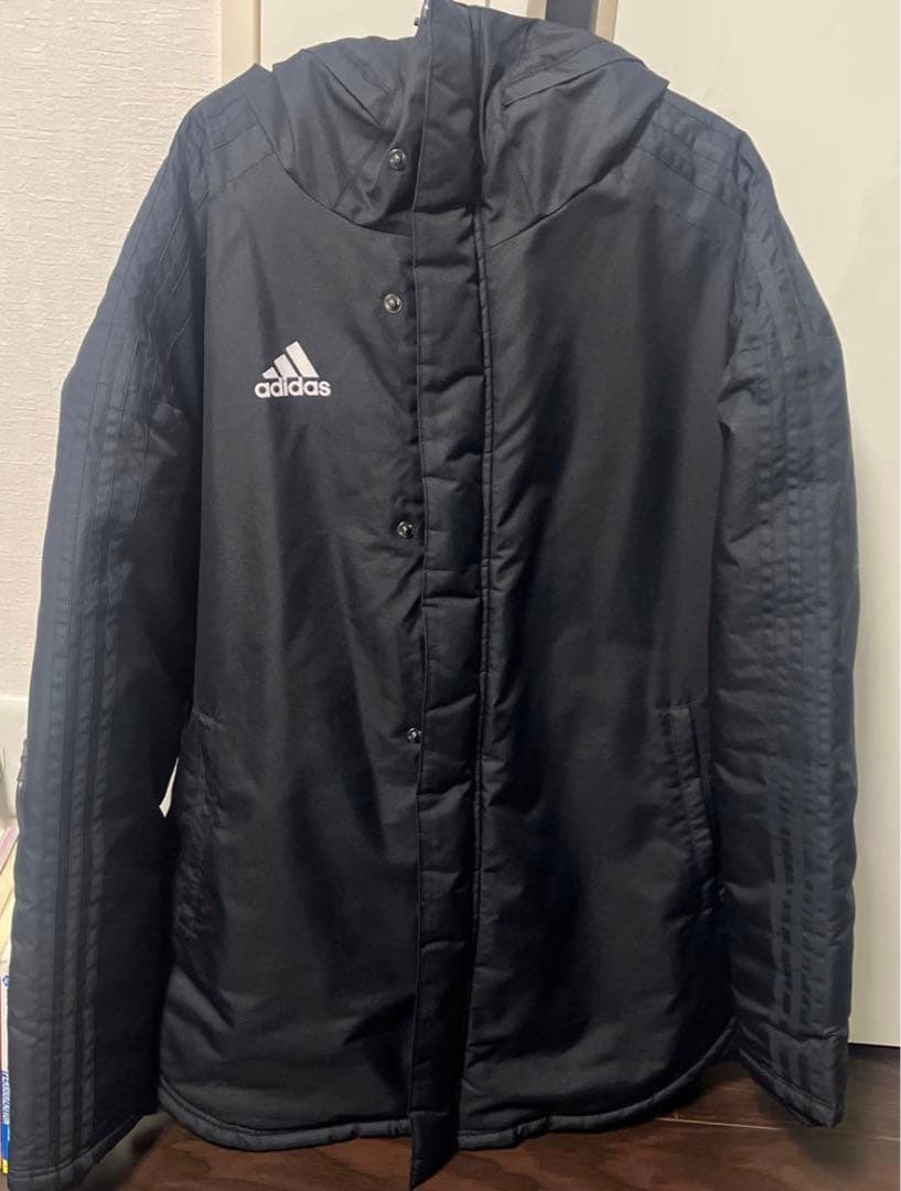 adidas/アディダス/ハーフベンチコート/上質/サイズO 暖かい　中綿