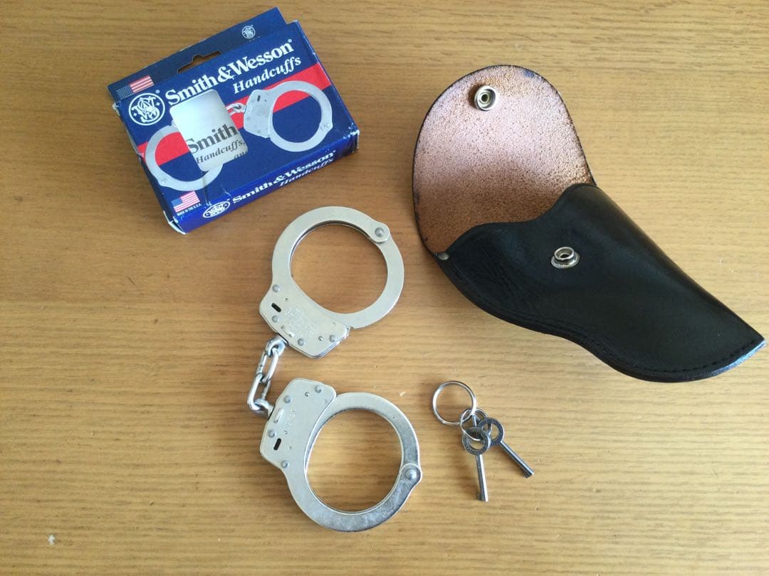 S＆W  スミス＆ウェッソン　ハンドカフ　手錠ケース