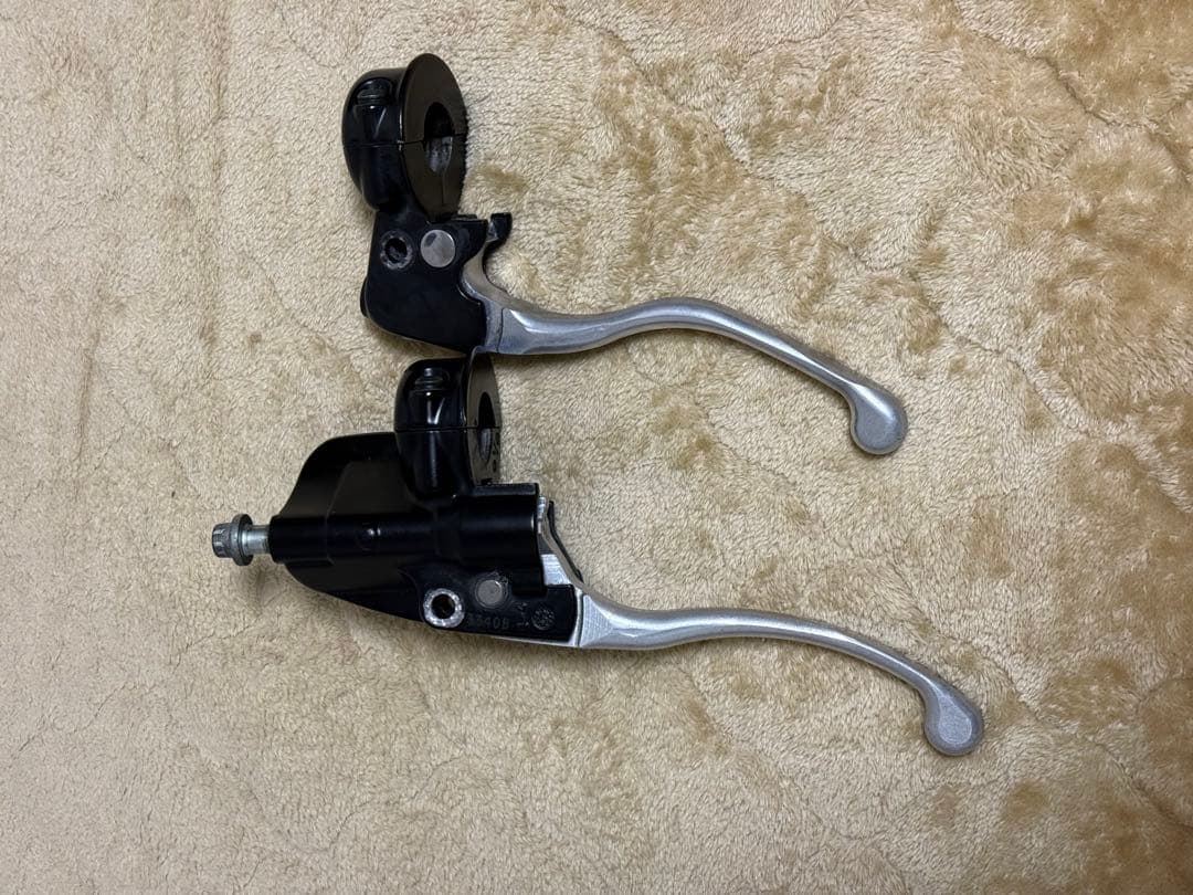 2001年xlh883 クラッチホルダー マスターシリンダーセット 9/16