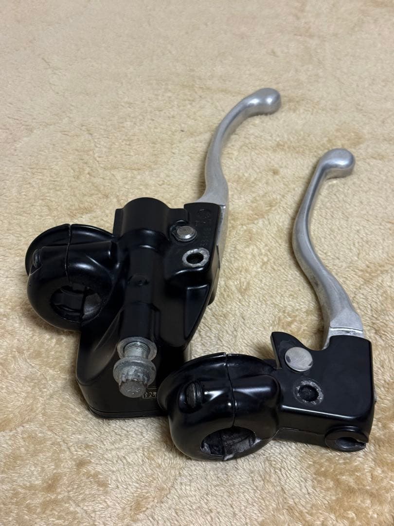 2001年xlh883 クラッチホルダー マスターシリンダーセット 9/16