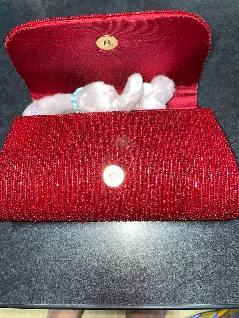 ハローキティ・レトロ クラッチバッグ・ショルダーバッグ【斜めがけ可能】