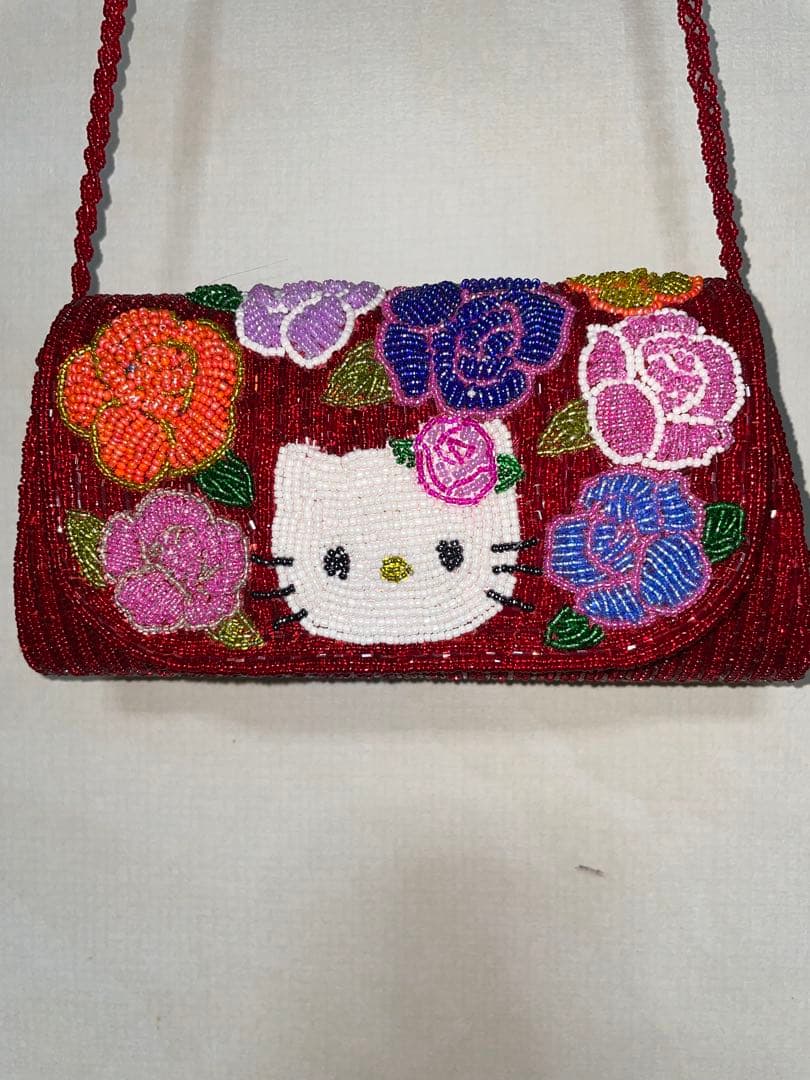 ハローキティ・レトロ クラッチバッグ・ショルダーバッグ【斜めがけ可能】