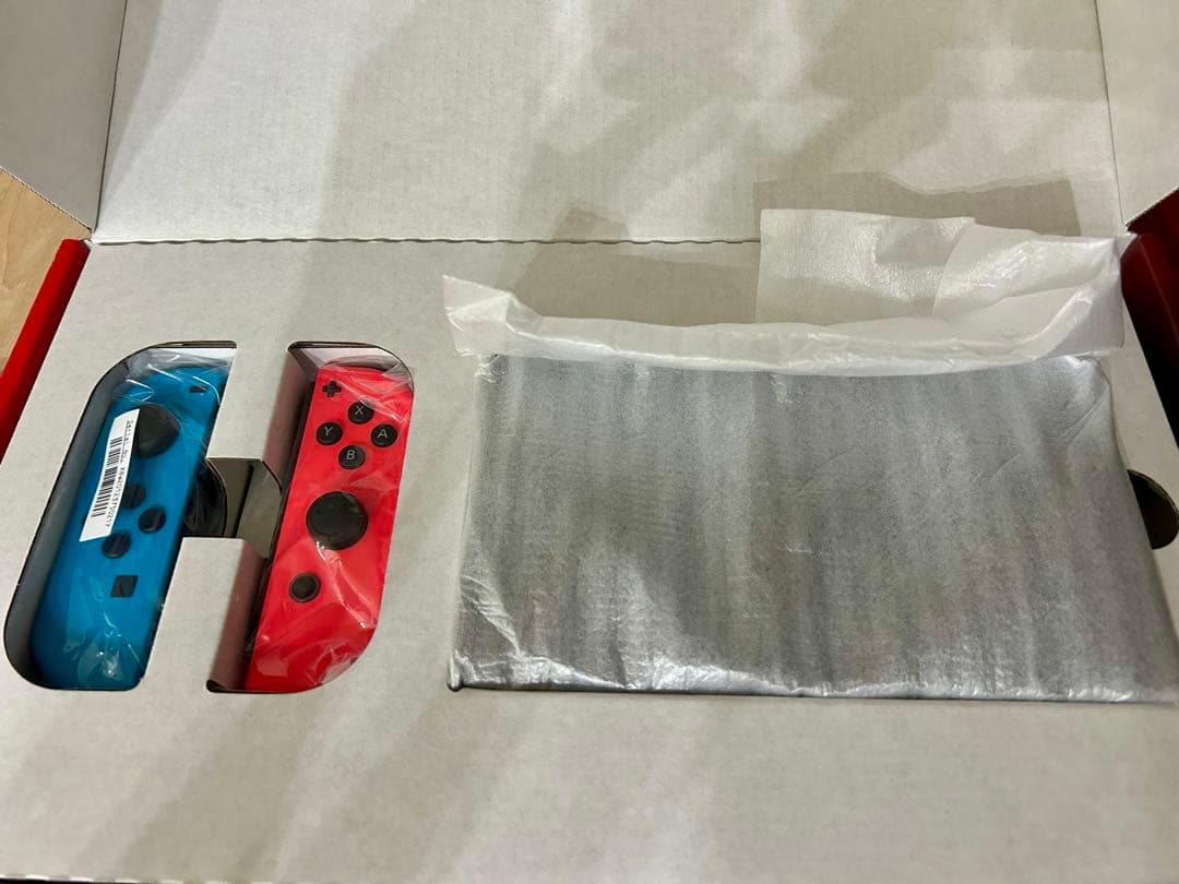 Nintendo Switch おまけ付き　ニンテンドースイッチ