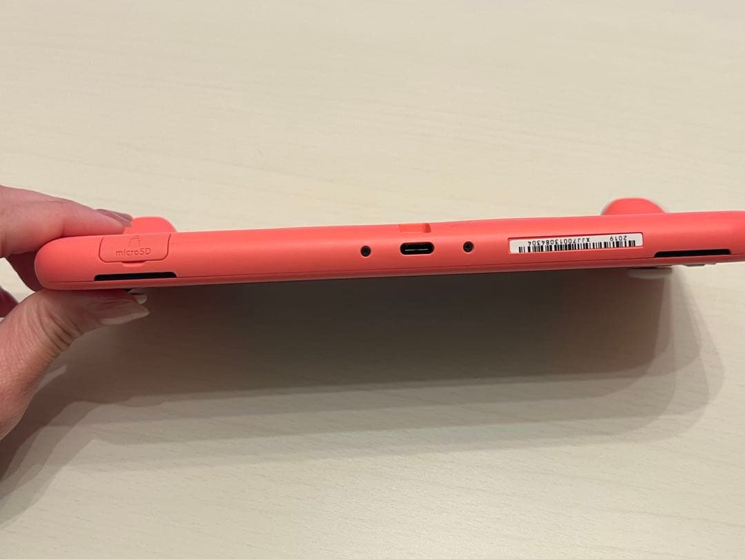 【本体のみ】ニンテンドースイッチライト ピンク