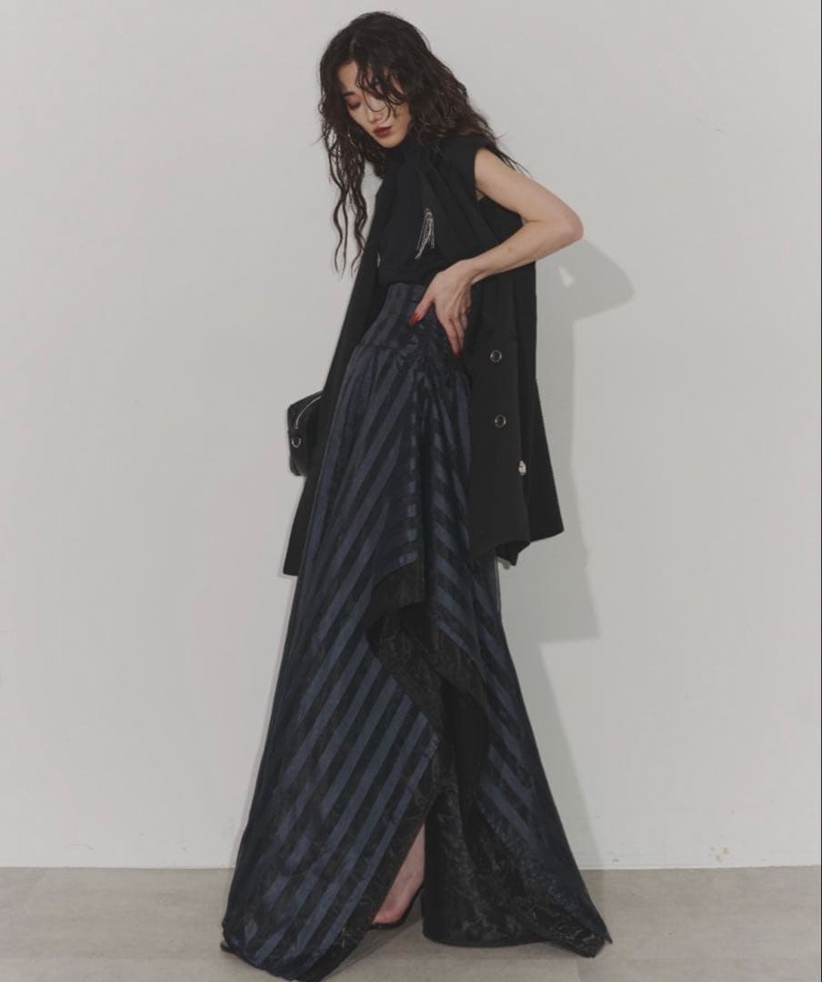 Chris TROIS. Collected Bijoux vest②