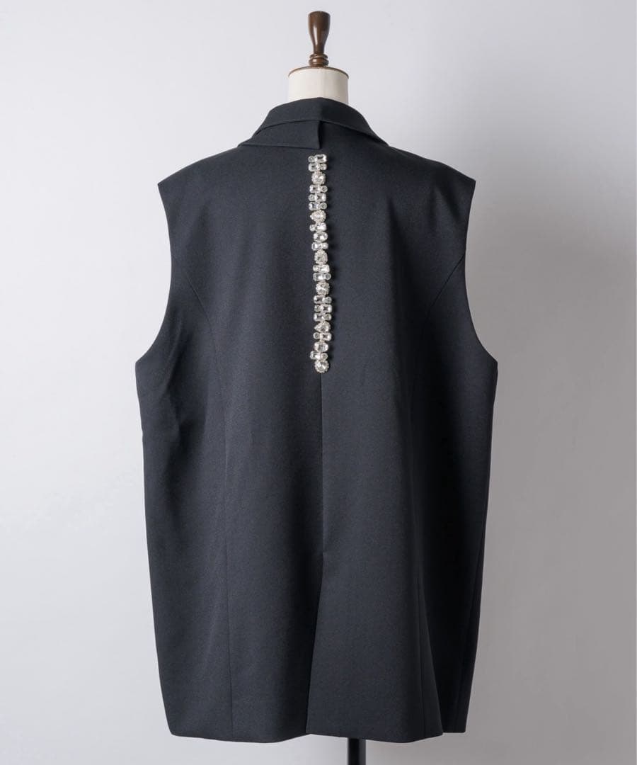 Chris TROIS. Collected Bijoux vest②