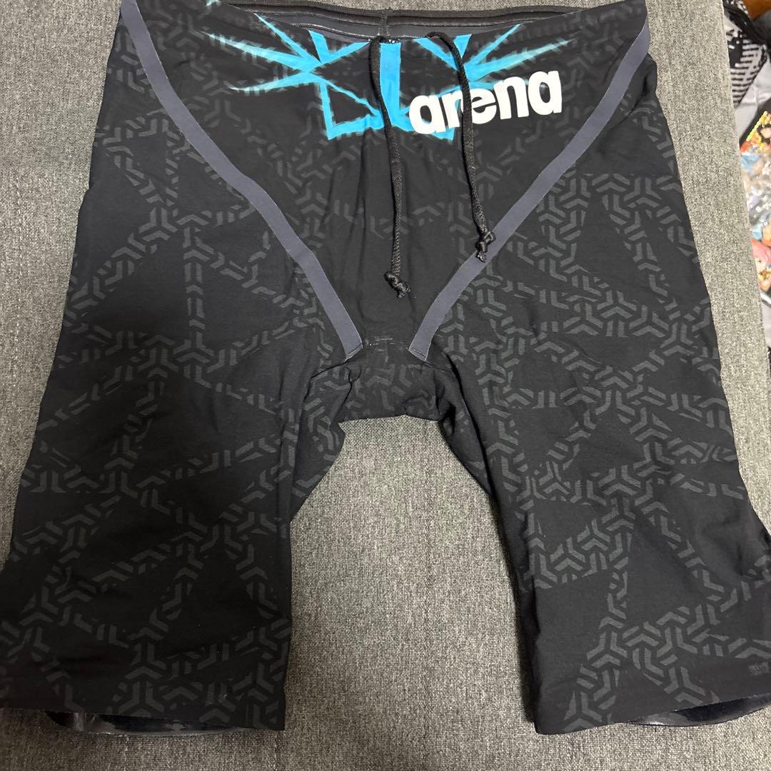 arena 競泳水着 carbon 黒