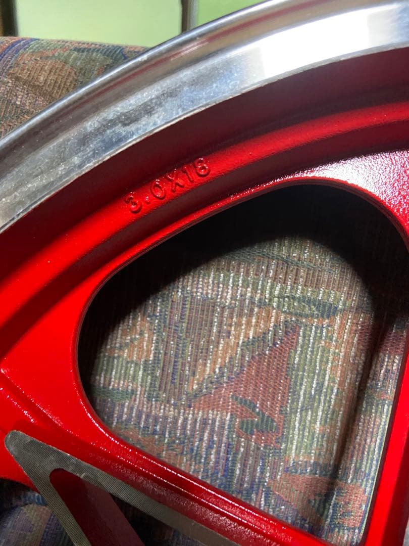 ゼファーχ 未使用タイヤ付き　ブリジストン　バトラックス　ベアリング打ち替え済み