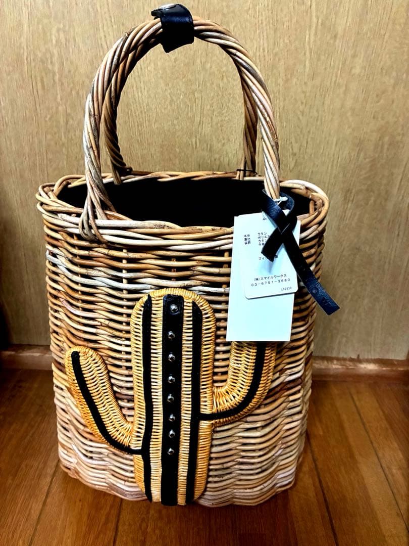 ラロドー　新品タグ付きサボテンカゴバック