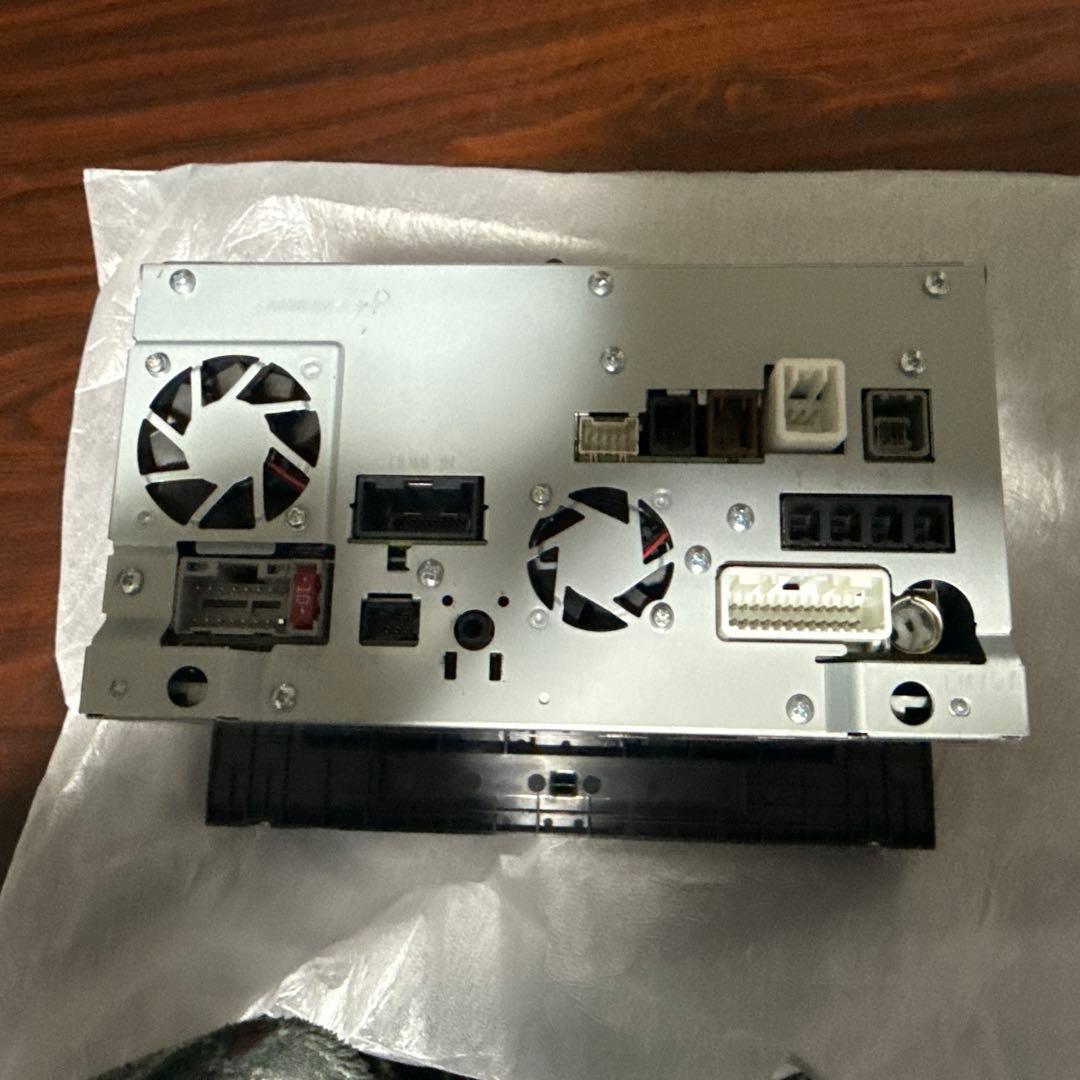 トヨタ純正ナビ　NMZN-Y73D 9インチ