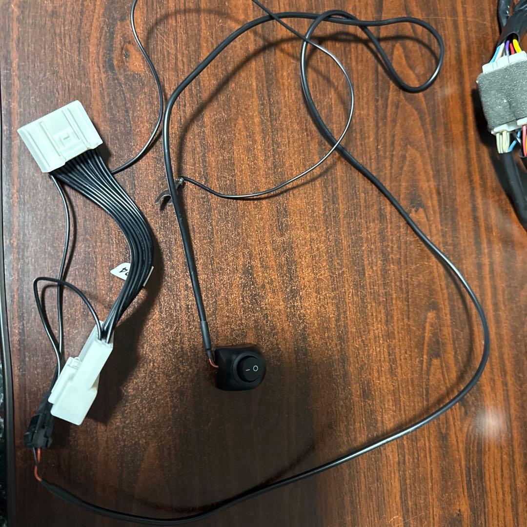 トヨタ純正ナビ　NMZN-Y73D 9インチ