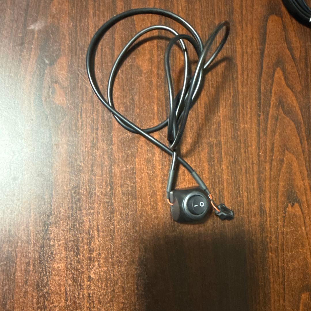 トヨタ純正ナビ　NMZN-Y73D 9インチ