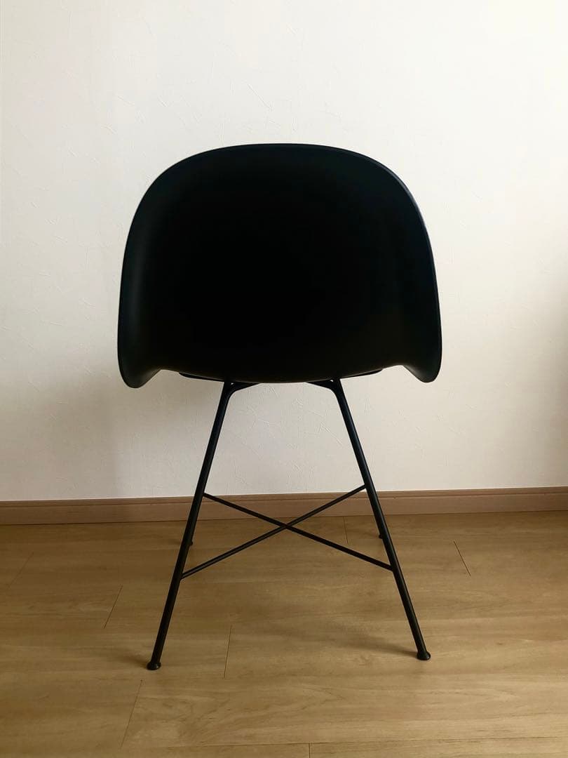 10/13までの出品です ★美品GUBI ダイニングチェア（2脚セット可）送料込