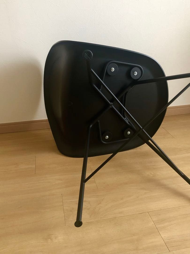 10/13までの出品です ★美品GUBI ダイニングチェア（2脚セット可）送料込