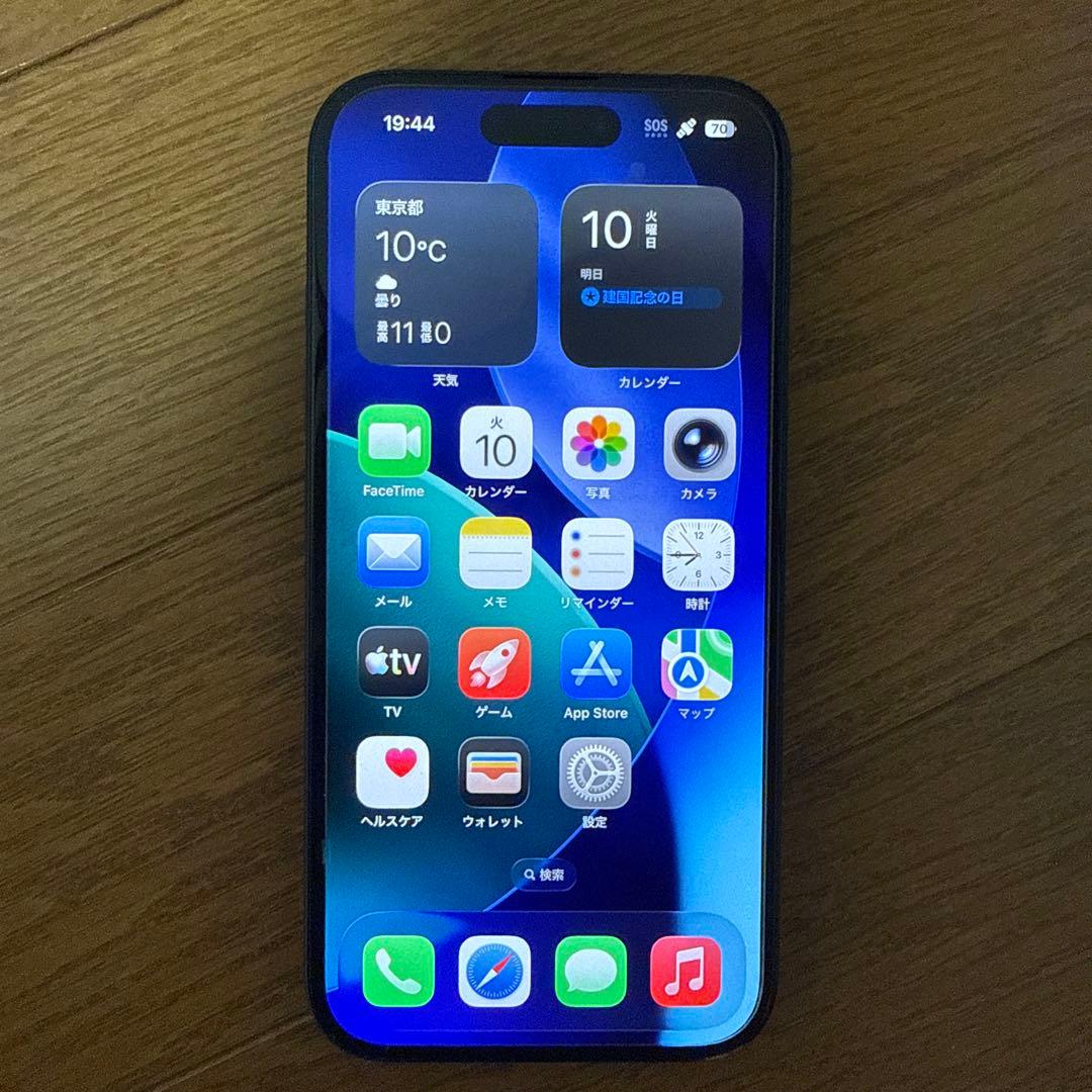 Apple iPhone16 ブラック 本体