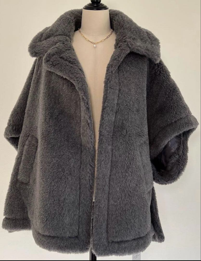 ⭐︎新品未使用⭐︎テディベアケープコート