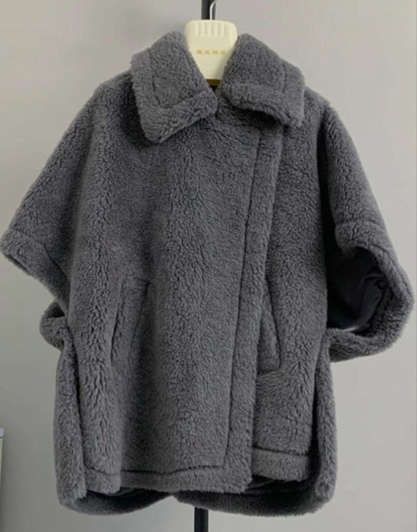 ⭐︎新品未使用⭐︎テディベアケープコート