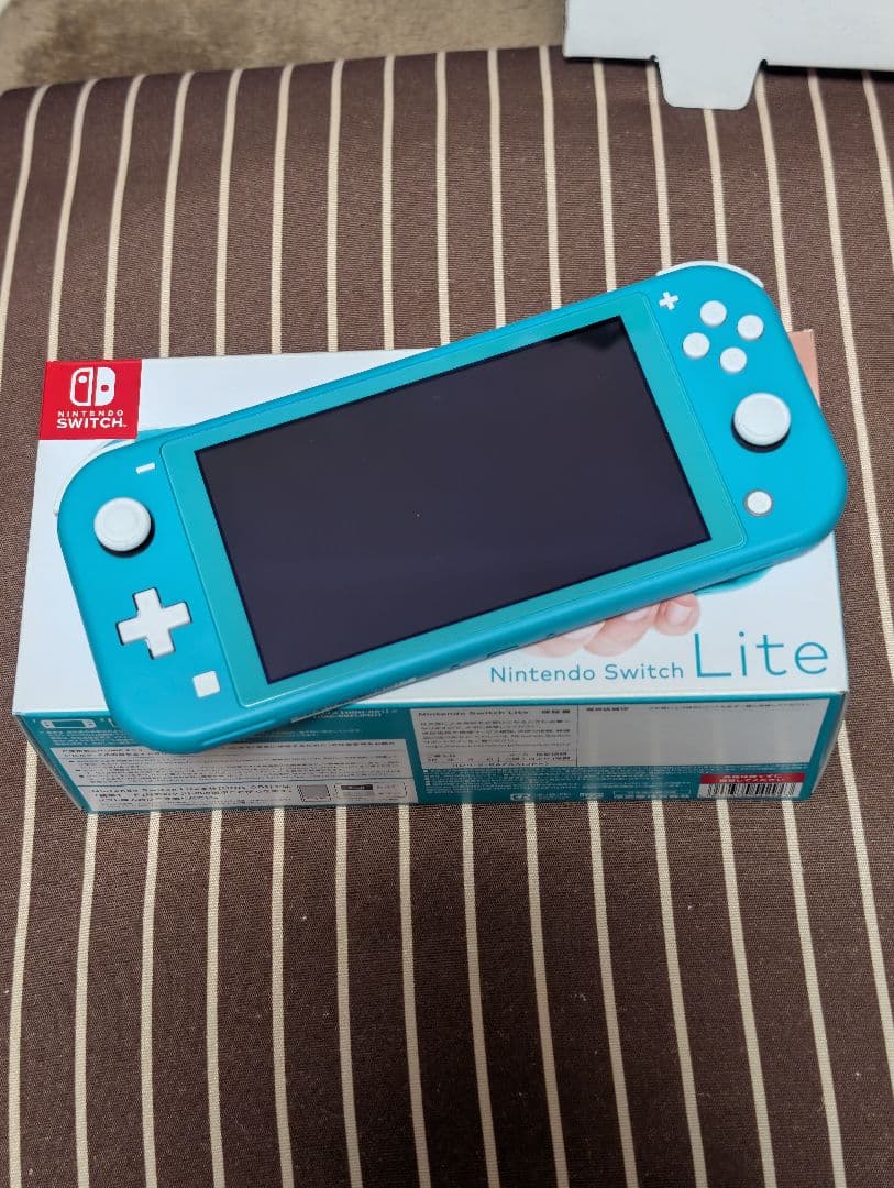 ニンテンドーSwitch Lite ターコイズ