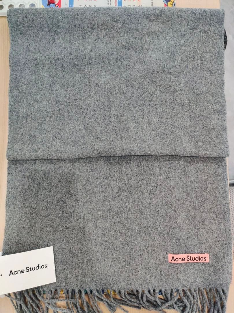 新品 Acne Studios チャコールグレー マフラー