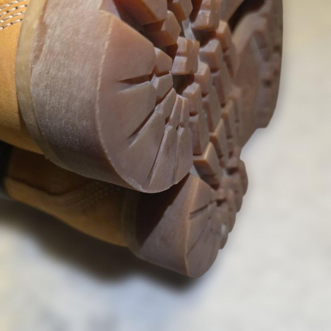 Timberland 6インチ　イエローヌバック　ブーツ　25cm