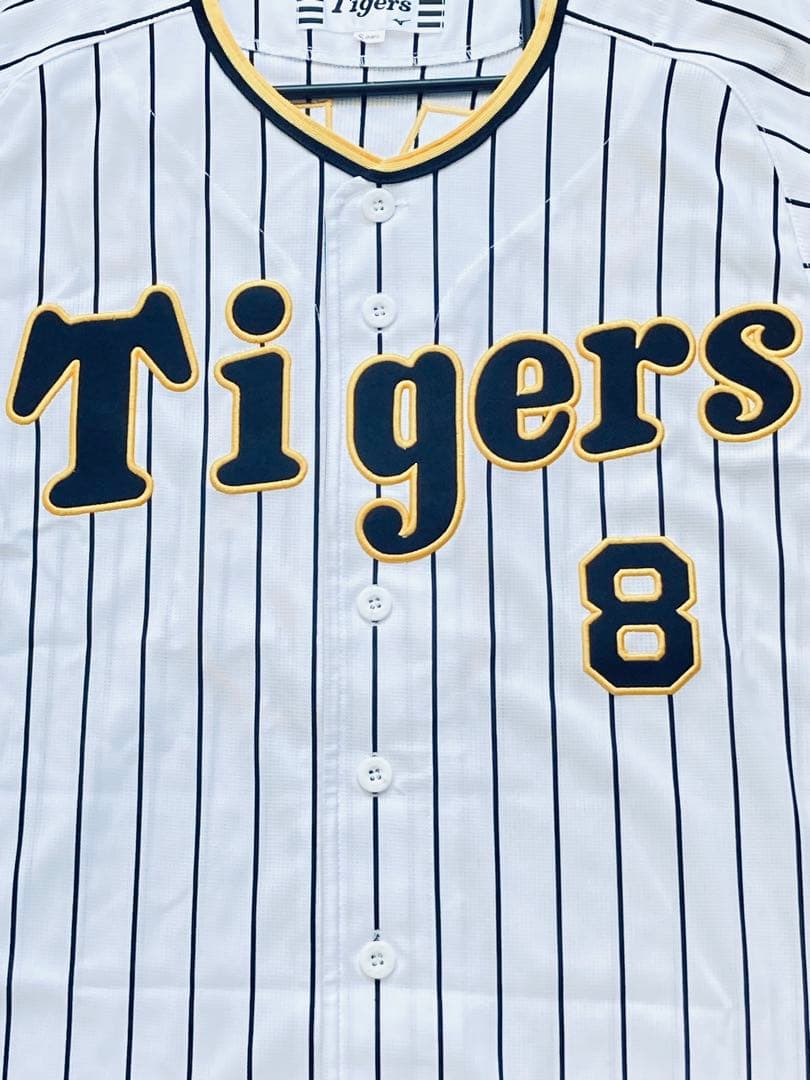 ミズノ　S 阪神タイガース　佐藤輝明　チャンピオンエンブレム付き　ユニフォーム