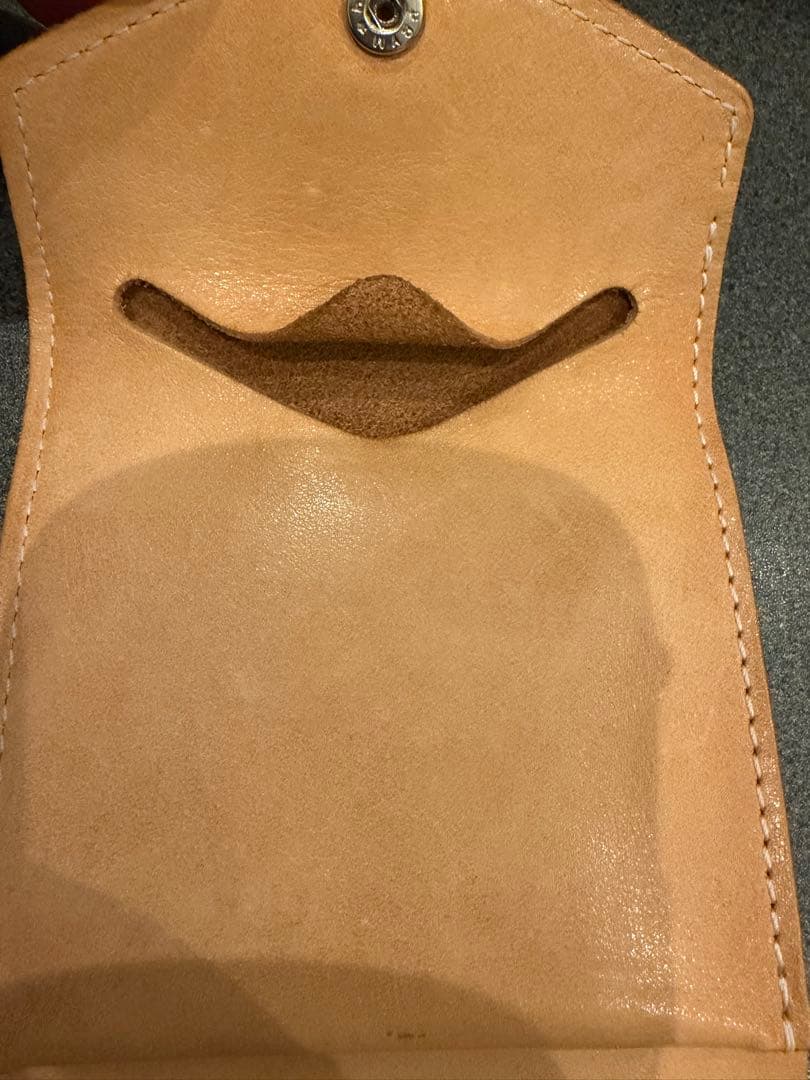 エンダースキーマ　本革　財布　ナチュラル　ベージュ　折り財布