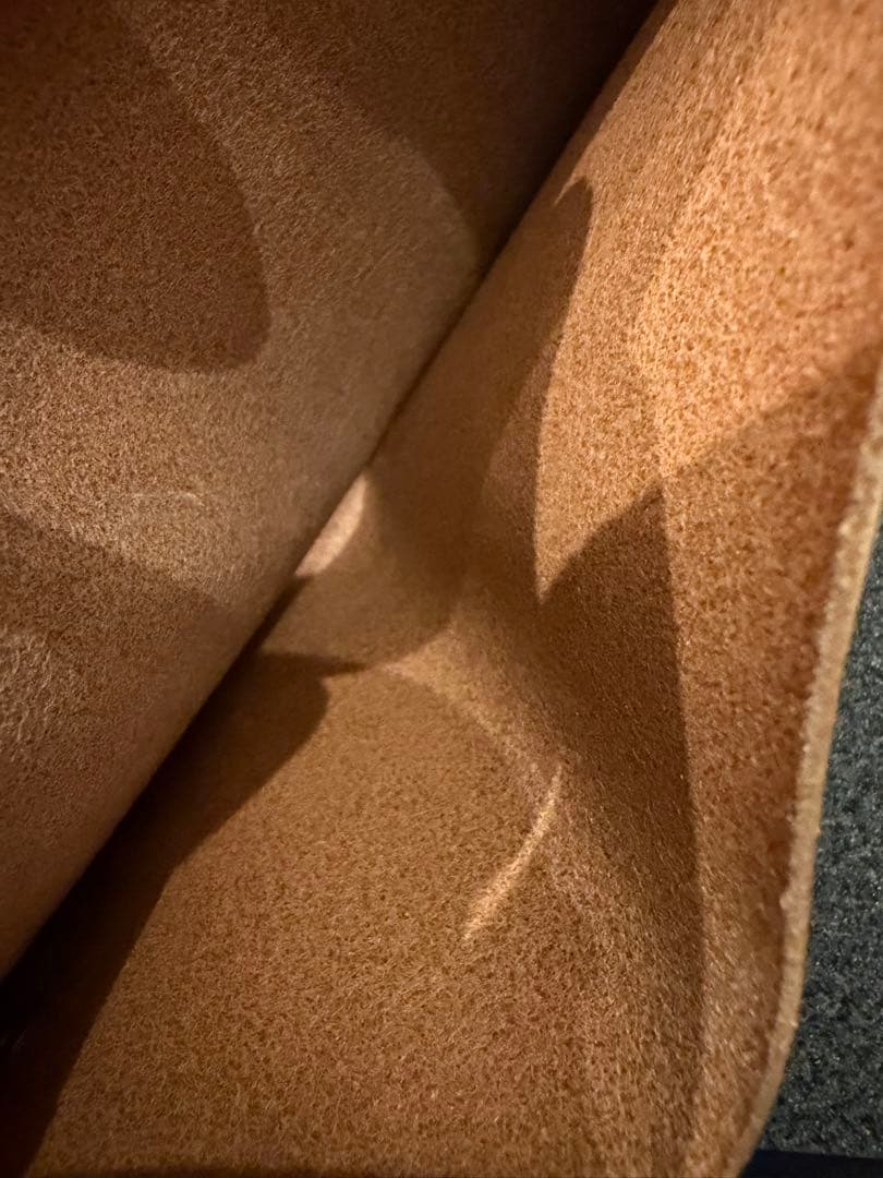 エンダースキーマ　本革　財布　ナチュラル　ベージュ　折り財布