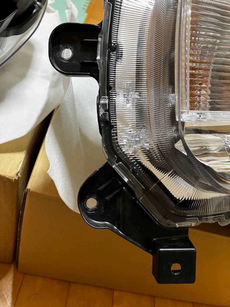 MK94S スペーシア　LEDヘッドライト左右