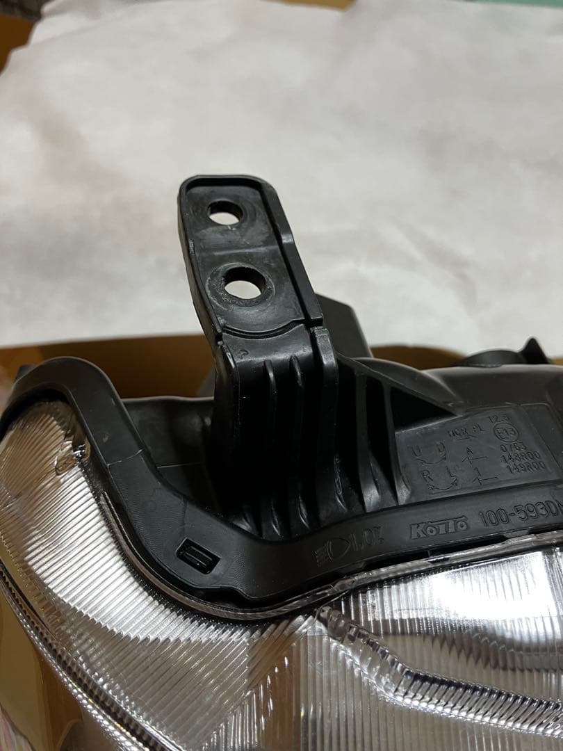 MK94S スペーシア　LEDヘッドライト左右