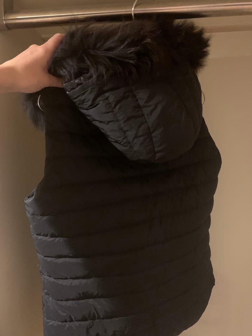 TATRAS⭐︎ダウンベストリバーシブル　大きいサイズフード　ファー黒